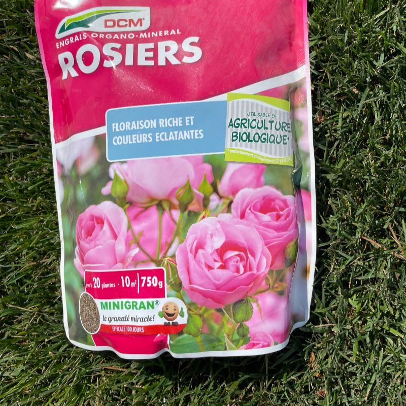 Engrais biologique rosiers 750 g